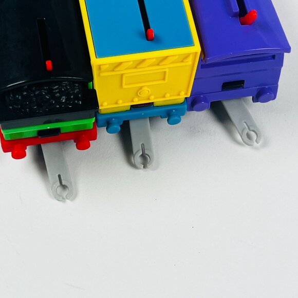 Thomas & Friends Mini Train Toy 4 Colorful Characters Engines & 2 Train Cars - Picture 9 of 9